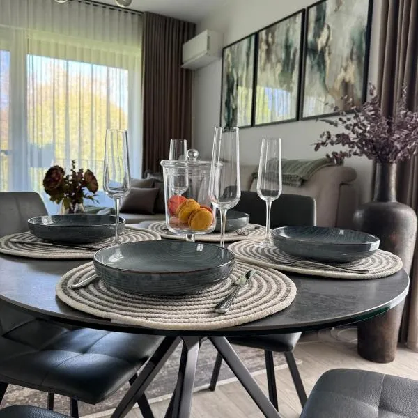 White Pearl Apartment,位于帕兰加的酒店