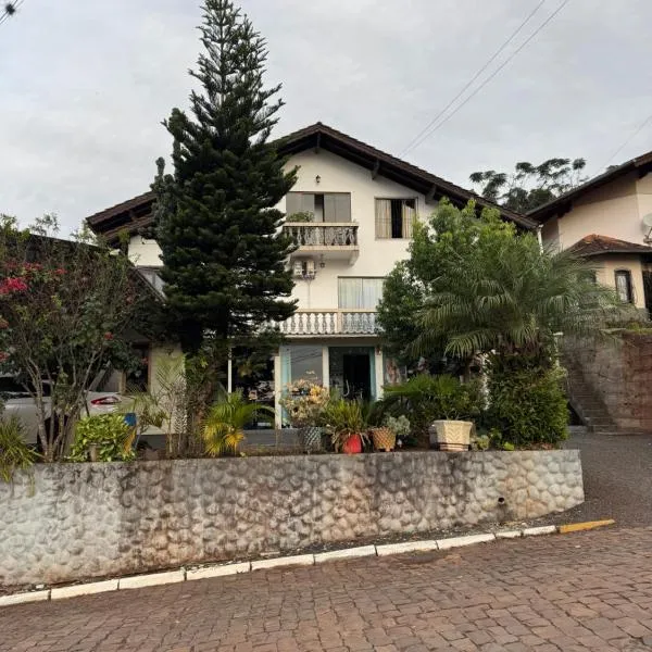 Hospedaria da Salete, hotel in Treze Tílias