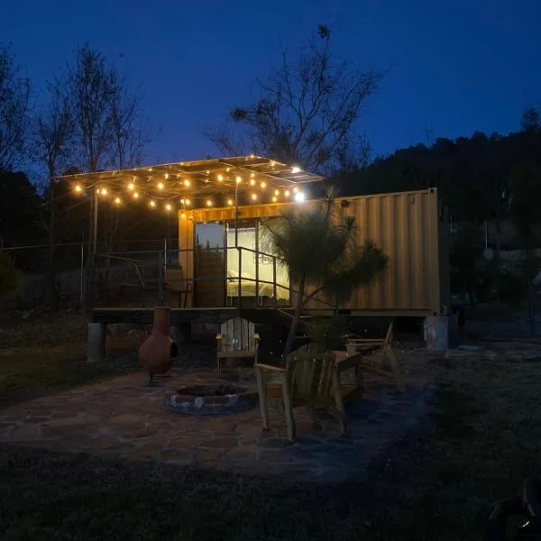 Winterwald Glamping, Hotel in Ferrería de Tula