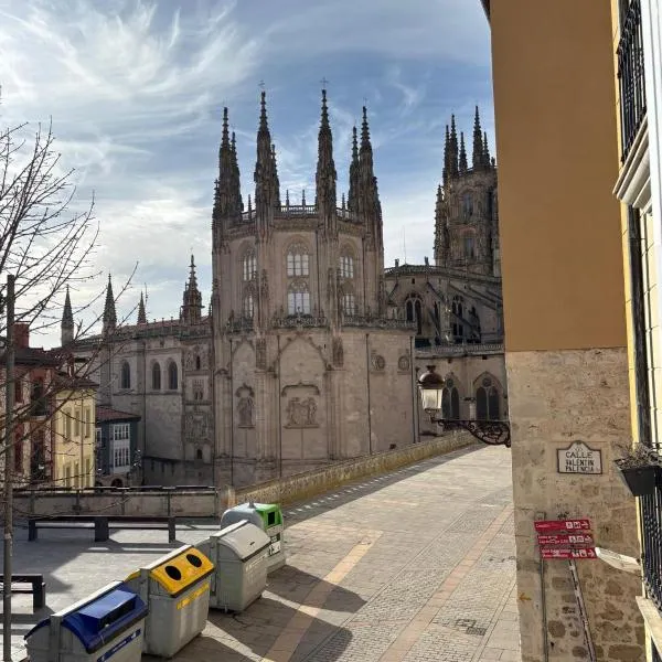 VISTA GÓTICA CATEDRAL BURGOS Spain, hotel in Burgos