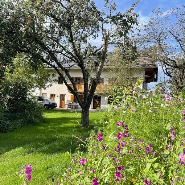 Biohof Liebhart, hotel i Obing