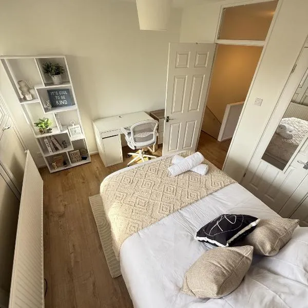 Luxury 3BDR apartment in King’s cross, hotel in London