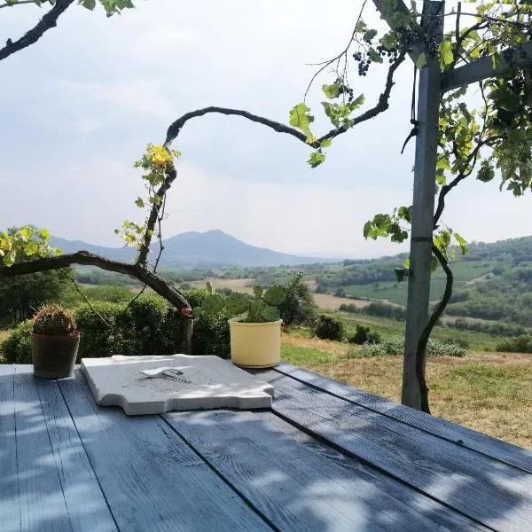Köveshegy Guesthouse, hotel di Tapolca