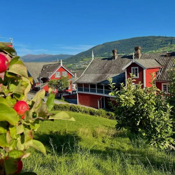Voss Folkehøgskule, hotel in Vossevangen