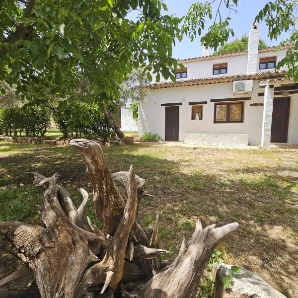 Cortijo del Cura By Travel Home, hotel in Cortijos Nuevos