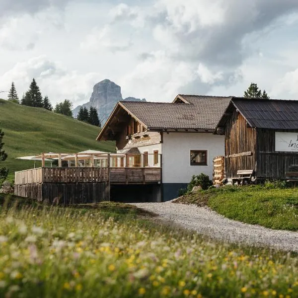 Incisa Lodge, ξενοδοχείο σε Corvara in Badia