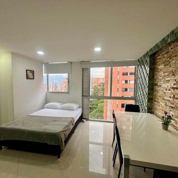 Magnificent apartment near Lleras and Provenza, Medellín