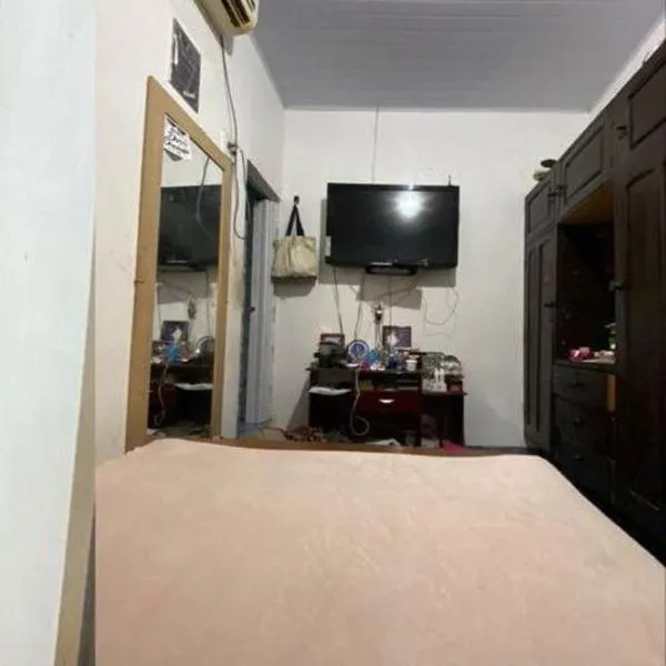 Casa em Parintins, hotel v mestu Parintins