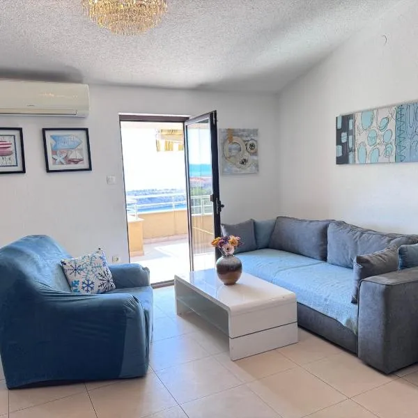 Apartman "Sabine" with heated pool, hôtel à Omišalj