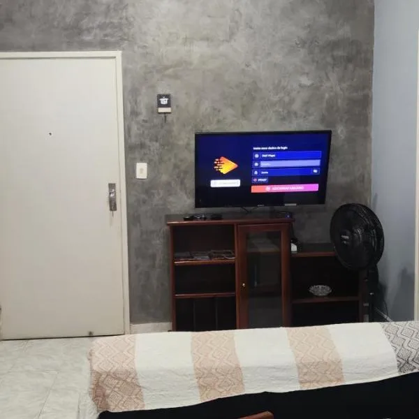 Apartamento Pitangueiras Guaruja , 2qts wi-fi, hotel in Guarujá