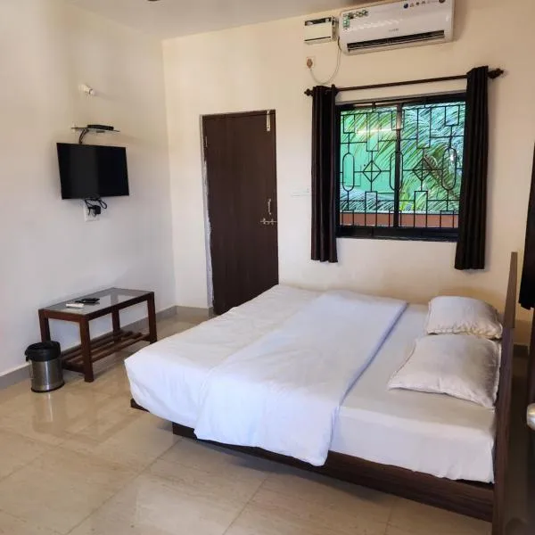Sai Sharad Guest House, hôtel à Naozor