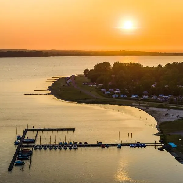 RCN Vakantiepark de Schotsman、カンペルラントのホテル