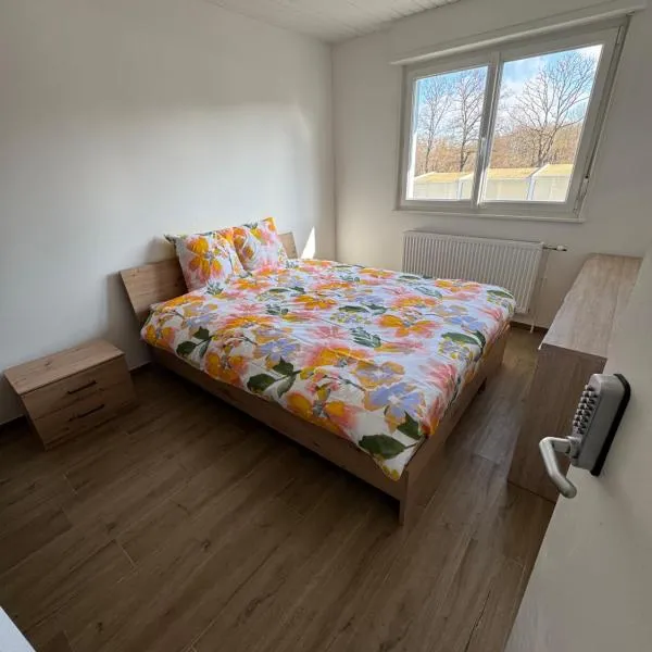 Chambre Eté avec baignoire privée, hotel en Anould