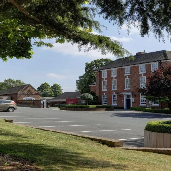Windmill Village Hotel, Golf Club & Spa, BW Signature Collection, Hotel in Coventry