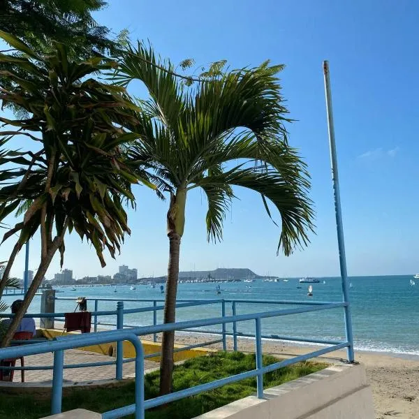 Acogedor Depa Céntrico Ideal para Familias, khách sạn ở Salinas