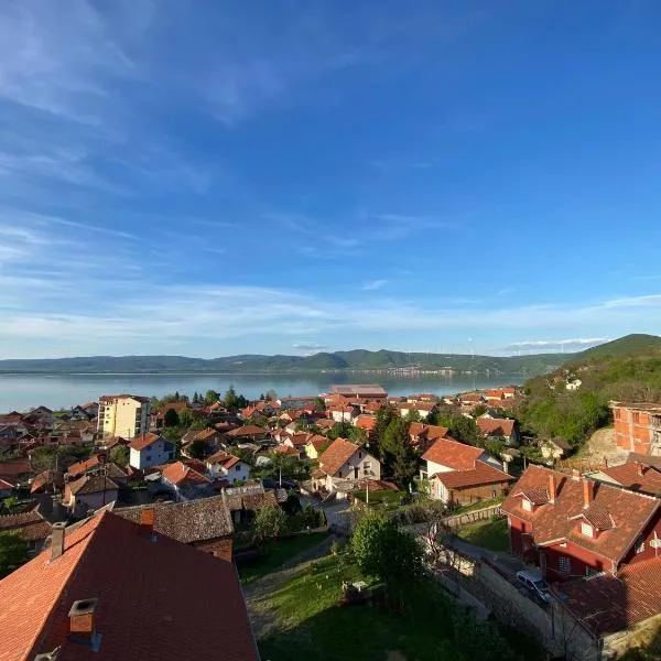 Golubac में, होटल Luxury Apartments Danube