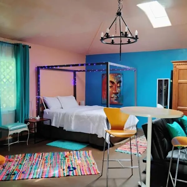 Ping's Tiny Home self-check in & out private, hôtel à Merced