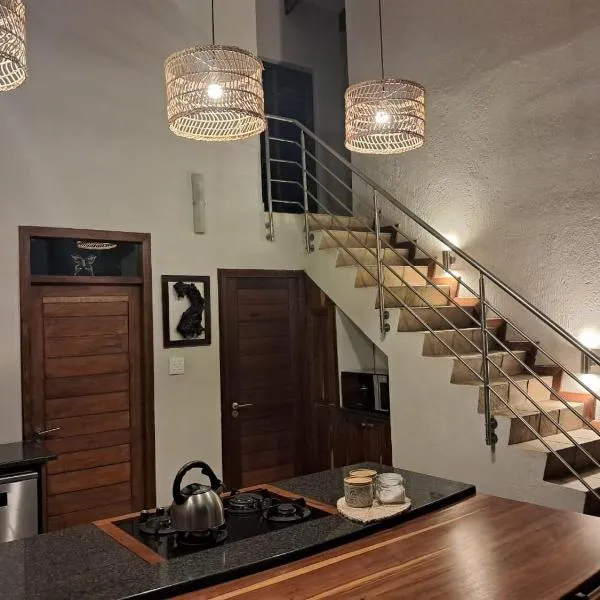 The Sanctuary- Self Catering Accommodation, hotel v destinaci Nelspruit