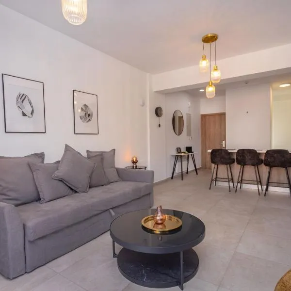 City Hall Suites, hotel in Limassol