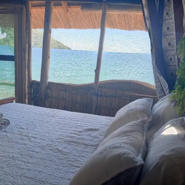 Quest at Cape Maclear, hôtel à Chembe