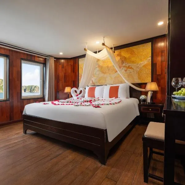 Amanda Premier Cruise、ハロンのホテル