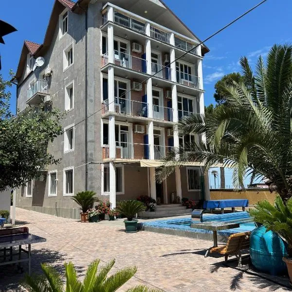 Hotel George, hotel in Ureki