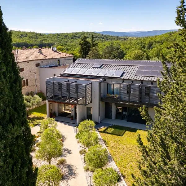 Logis Auberge Les Murets Hotel Restaurant Spa, hotel en Chandolas