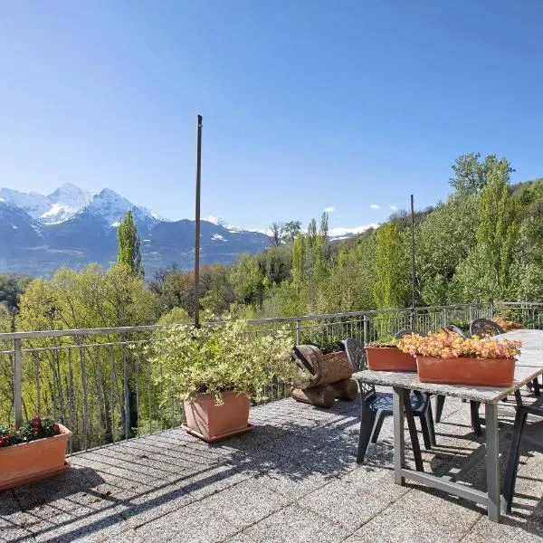 Eun Tchì Vo - Gignod, ξενοδοχείο σε Arliod