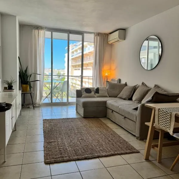 Ibiza - Apartment - Sleeps 4 - Old Town, hotel in Talamanca