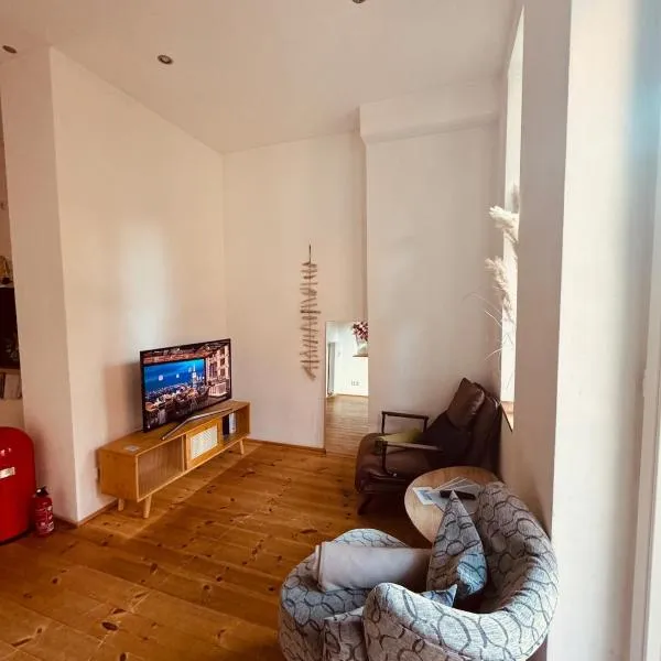 1-Zimmer-Apartment mit Balkon nähe ICE-Bahnhof, hotel v destinaci Kassel