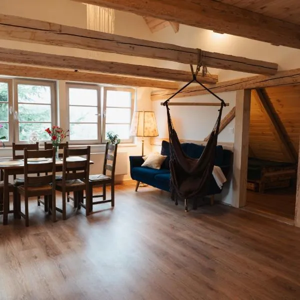 Kamienny Zakątek w Górach Bystrzyckich, Hotel in Wyszki