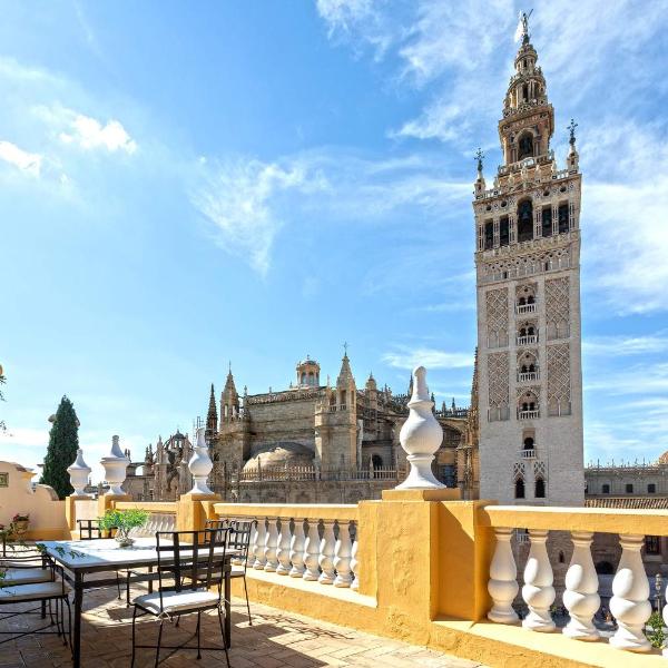 Genteel Home Virgen de los Reyes, Seville