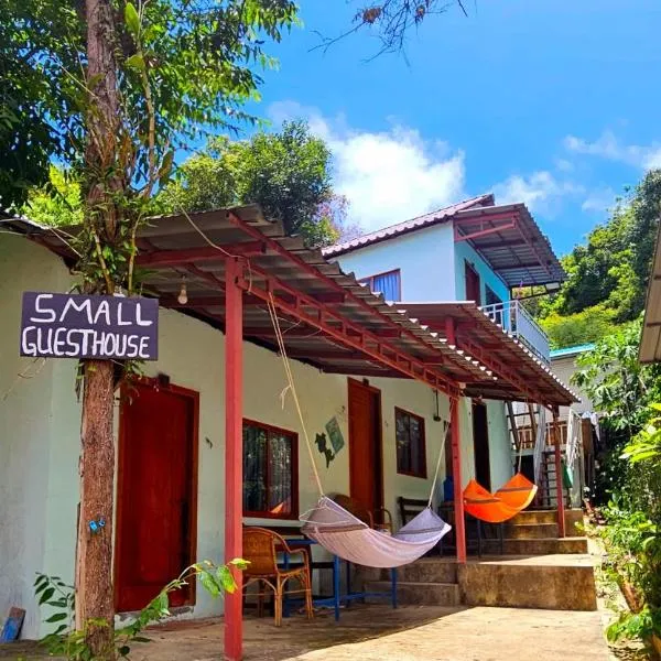 The Small Guest House, hotel in Koh Rong Island