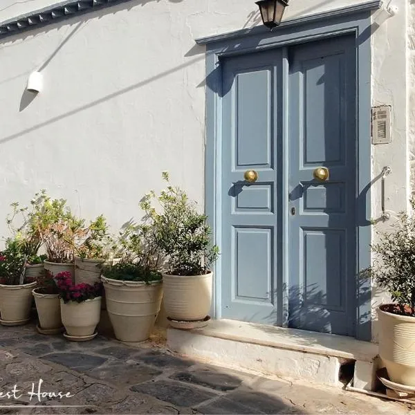 Luljeta's Guest House, hotel di Hydra