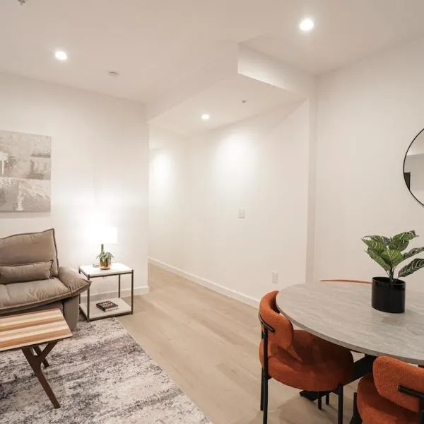 Unit 3 1Bed Room with Queen plus Sofa Bed in the Heart of DC, hotel v destinácii Washington