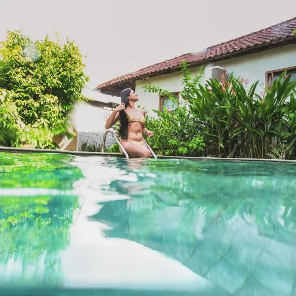 Local Hostel Novo Airão、ノボ・アイロンのホテル