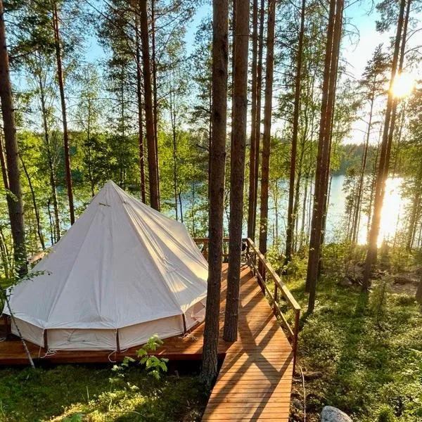 Alaska Glamping Linnansaari、サヴォンリンナのホテル