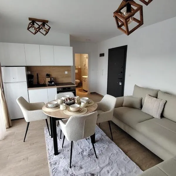 Apartman 84 Obradovic，位于大格拉迪什泰的酒店