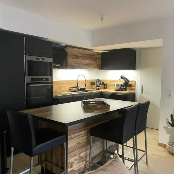 Appartement T3, 5 minutes à pied des plages, hotel u gradu Ajačo