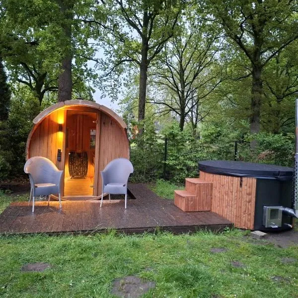 La casa Pacha Mama Sauna en Hottub, hotel in Ewijk