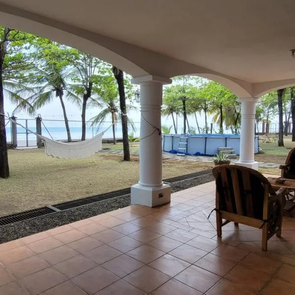 Welcome to The Beach House, hotel in Pochomil