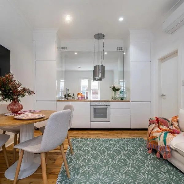 Apmt2 - 2Bedroom - Belle's at Bondi - 500m to Beach, hotel in Sydney