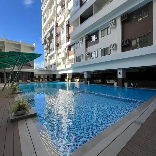 Cozy Condo near IT Park With Pool Netflix, hotell sihtkohas Cebu City