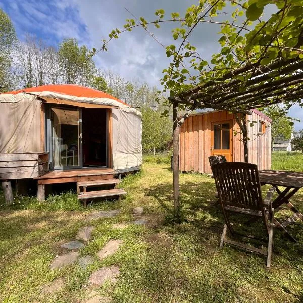 Ma Yourte au fond du jardin, hotel v destinaci La Barthe-de-Neste