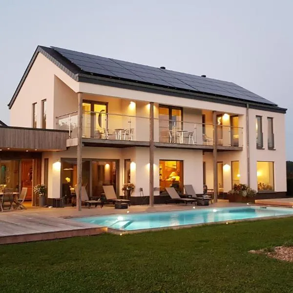 B&B La Chabetaine, Hotel in Morhet