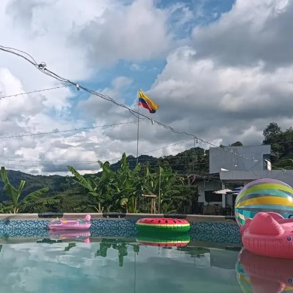 Hostel Cielo y Tierra Vergara, ξενοδοχείο σε Vergara