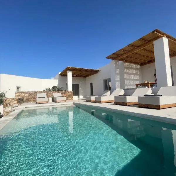 Saliagos villas complex with private pools, hotel v destinaci Andiparos
