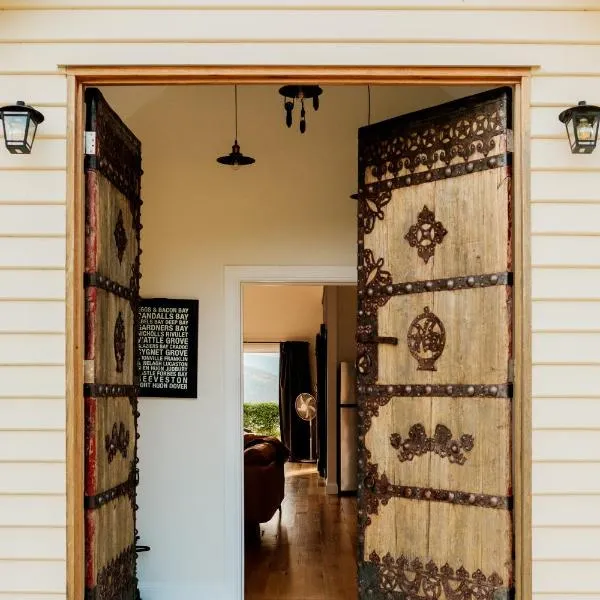 The Chapel, hotel in Wattle Grove