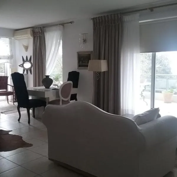 Luxury Apartment with Sea View!, ξενοδοχείο στην Πάτρα