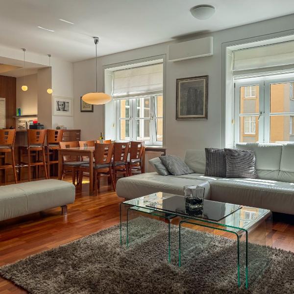 Apartment 29 Old Town, 2 Bathrooms, AC, Quiet, Bratysława
